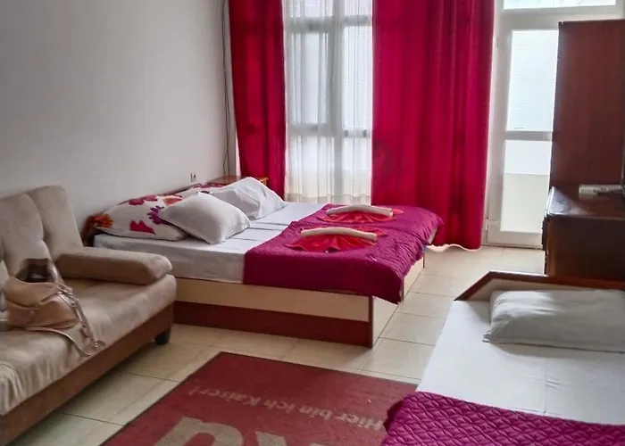 Apartment партерни студия без обособен балкон ул т светослав 5 и ул българия