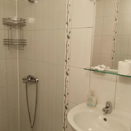 партерни студия без обособен балкон ул т светослав 5 и ул българия Apartament Gmina Pomorie