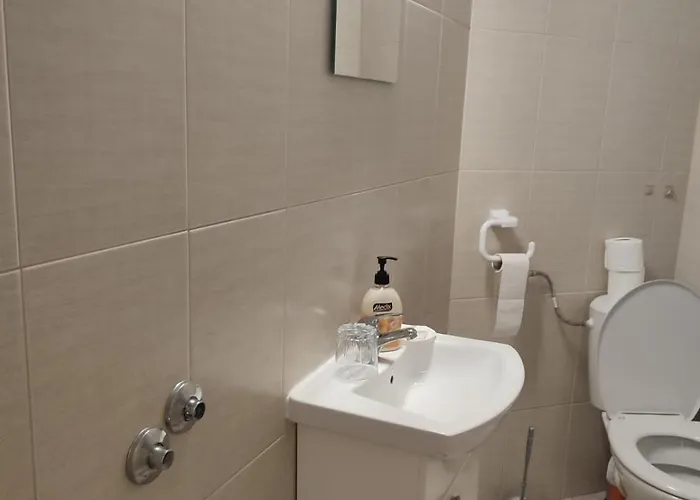 Apartamento партерни студия без обособен балкон ул т светослав 5 и ул българия Pomorie